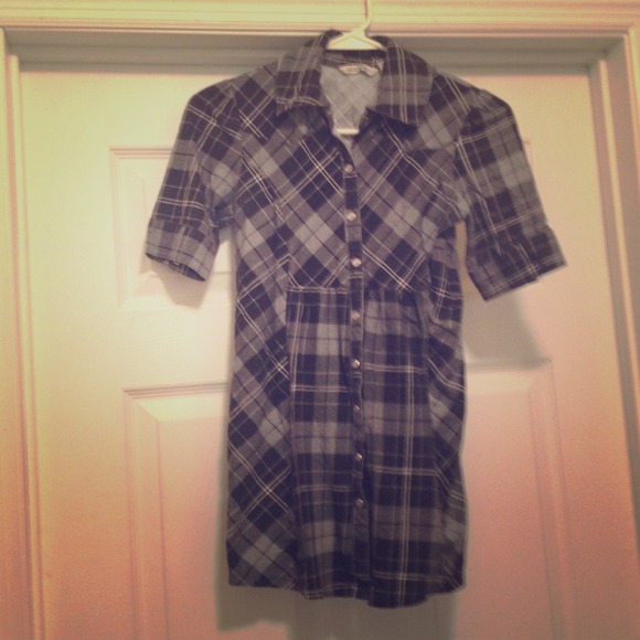 Derek Heart shirt