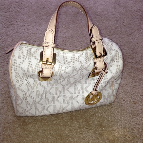 *SOLD* MK Grayson medium bag