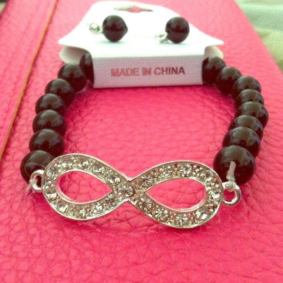 New infinity bracelet and earrings! Bundle