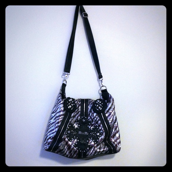 Sequence miss me bag