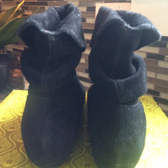 Gianni Bini Black Jack booties - Picture 3 of 4