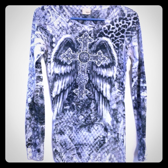 Trendy black And white long sleeve shirt