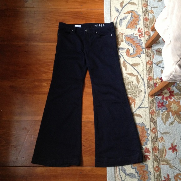 Gap high rise jeans in dark blue