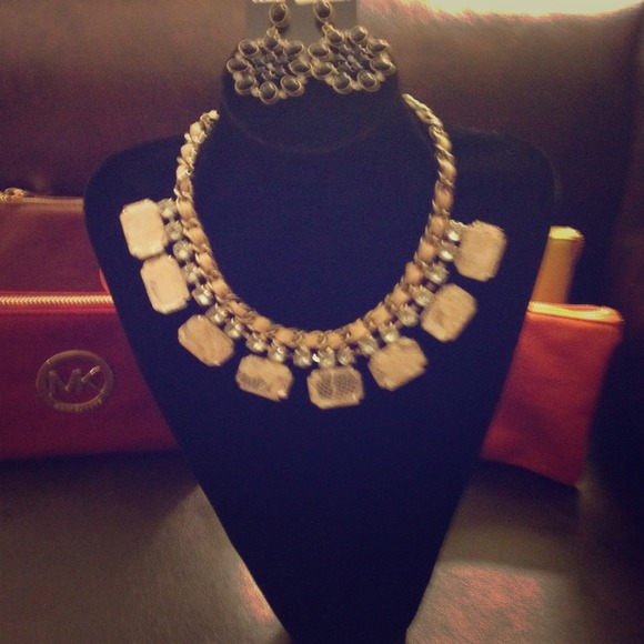 Pink and gold choker fashion jewelry. Used.