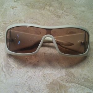 REDUCED! 100% Authentic Dior sunglasses with case