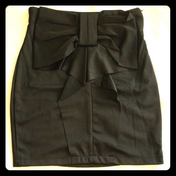Cute detailed bow pencil highwaist skirt
