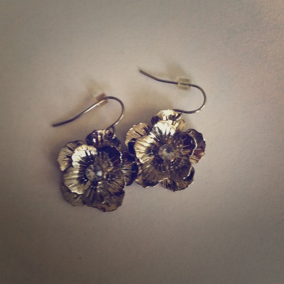 Flower earrings