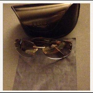 👉RESERVEDFendiRimless sunglasses👈made in Italy