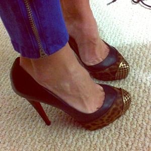 Christian Louboutins leopard/blk w gold toe sz 38