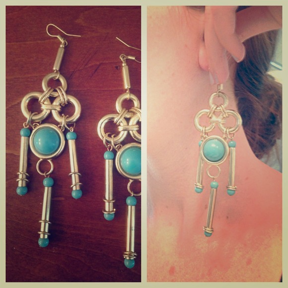 Gold dangle earrings