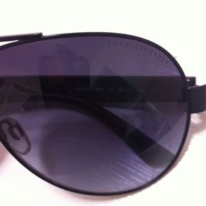 *REDUCED*Armani aviator sunglasses - Black & white