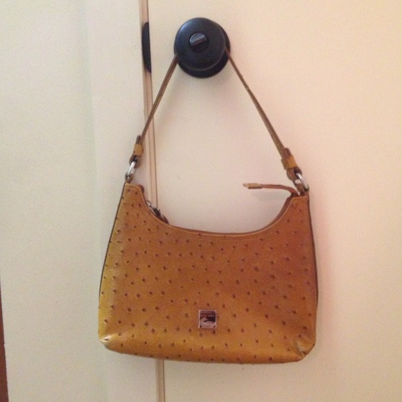 Authentic Dooney & Bourke shoulder bag purse