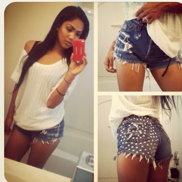 SOLD Mink Pink high waist slasher shorts 24