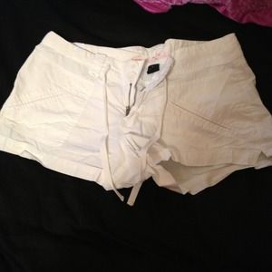 🚫Sold in Bundle🚫White Shorts