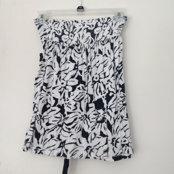 Tube/Halter top - Picture 2 of 2