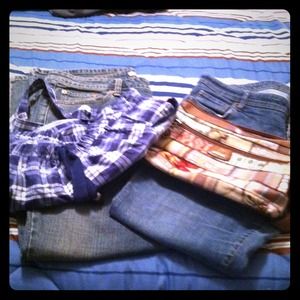 ON HOLD- Bundle of jeans and purses