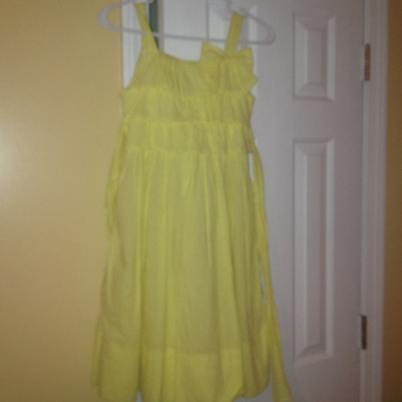 Bundle 4 @wilso123 **yellow dress&striped dress
