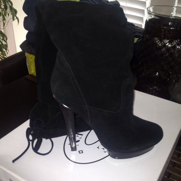 Steve Madden Xenonn over the knee boot - Picture 3 of 4