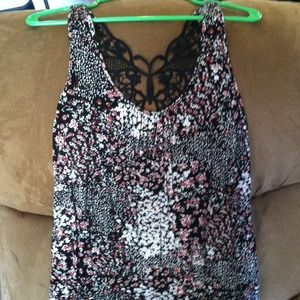 SOLD IN BUNDLE lace top