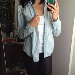 Pending.. Bundle with striped shorts!
