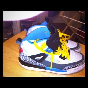 Jordan Nike Shoe White Black Colors