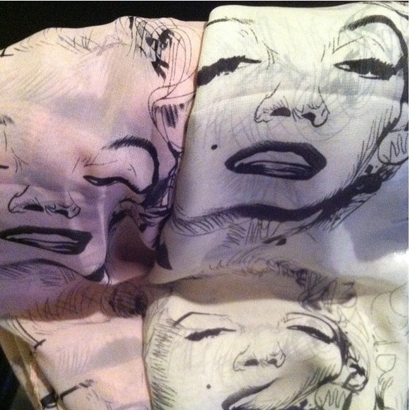 Scarfs
