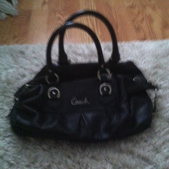 Hobo coach bag