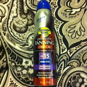 Tanning spray
