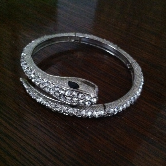 Snake bracelet - Picture 2 of 2