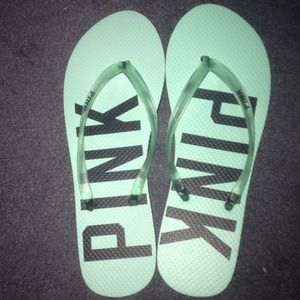 NWT VS Pink Flip Flops - Spearmint