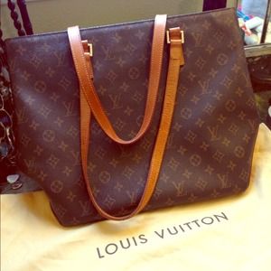 Reserved for kennedyc  LV cabas mezzo bag.