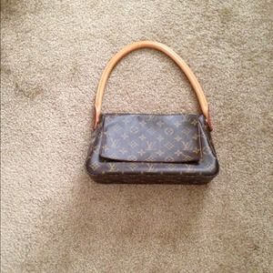 Louie vutton brown bag.
