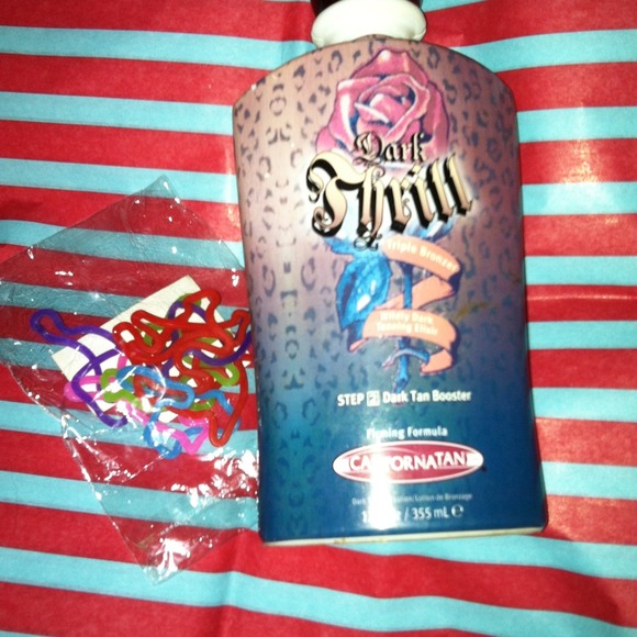 Free tan bed lotion with purchase of band bracelet