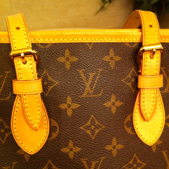 More pics of LV petit bucket - see orig listing