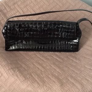 Black clutch