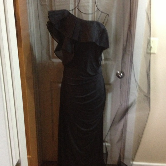 Dresses & Skirts - NEW 1-shoulder black gown by Adrianna Papell