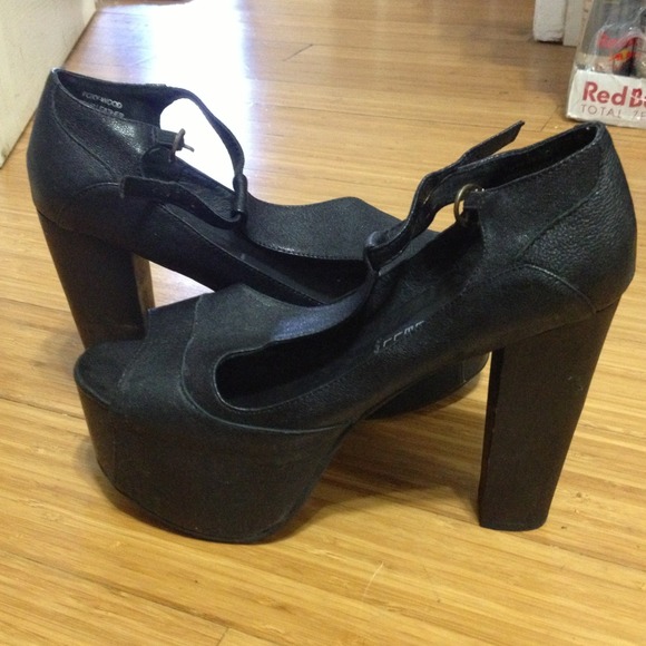 🔴Sold🔴Jeffrey campbell foxywood sz 8 heels