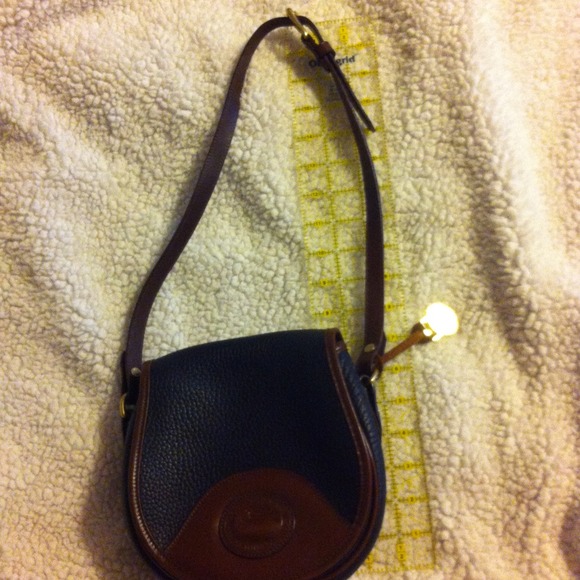 Dooney & Bourke purse