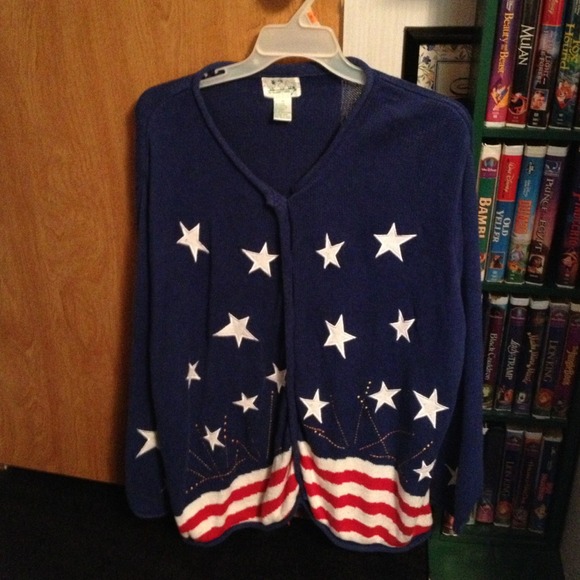 Plus size sweater. Worn once very warm.