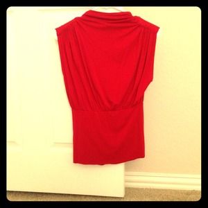 bebe red top-🚫sold in bebe bundle