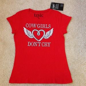 Red lyric tee ❤😉👼