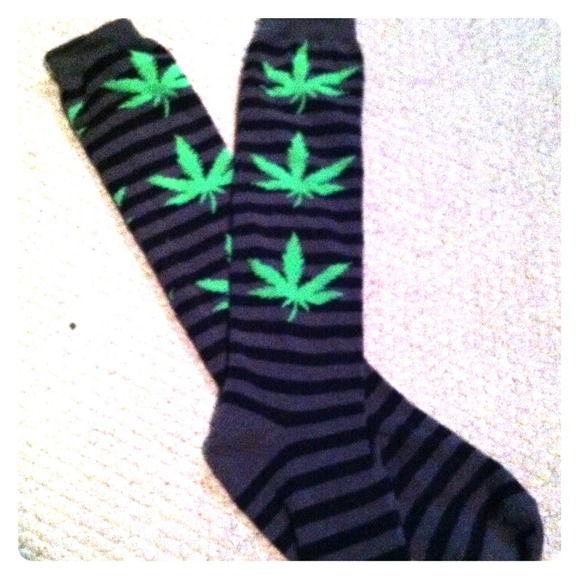 Pot Leaf Knee Socks!
