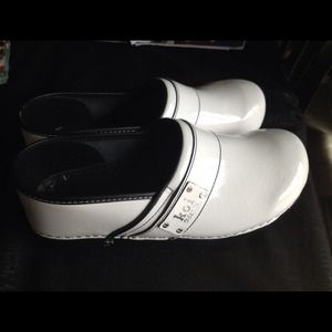 Sanita - Koi Nursing Shoes