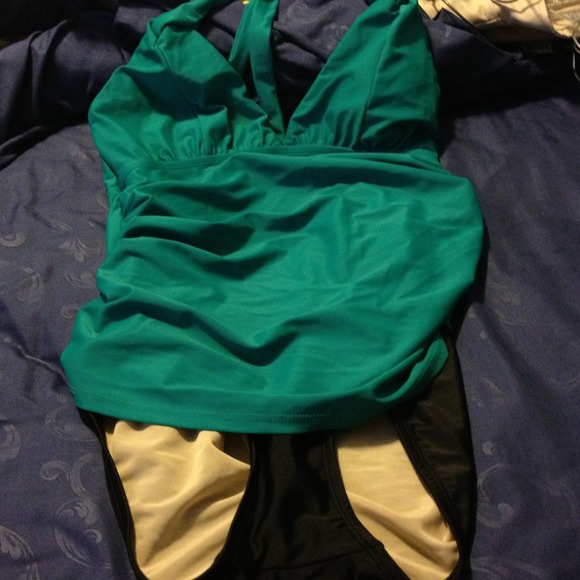 Merona tummy control halter bathing suit