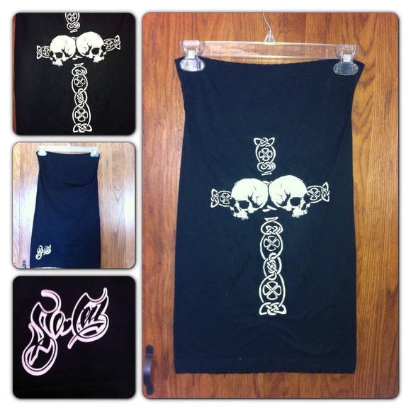 SO CAL black tube top with cross &skulls like new