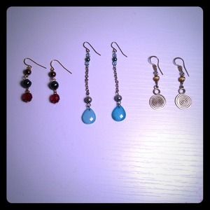 Bundle of 3 dangling pairs of earrings