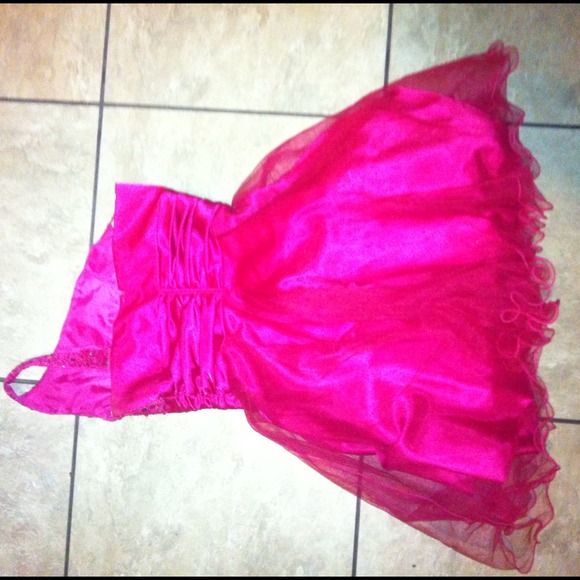 Pink Prom dress, one strap💕 - Picture 2 of 2