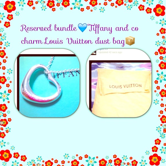 Bundled dust bag and pendant