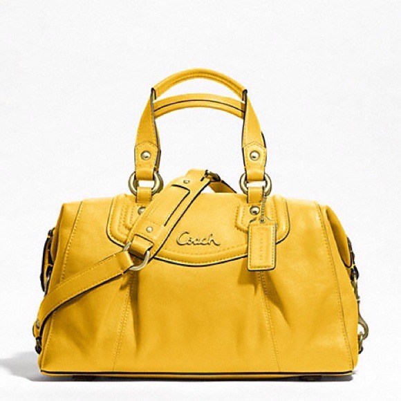 SOLD @dlkesee Yellow leather  Coach Ashley style
