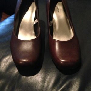 Merona brown heels